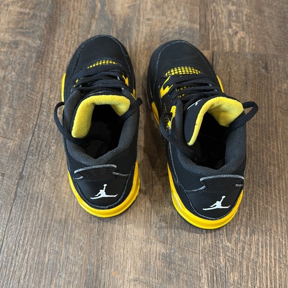 Air Jordan 4 Retro ‘Thunder’ Black Yellow Shoes 3Y - Picture 4 of 8